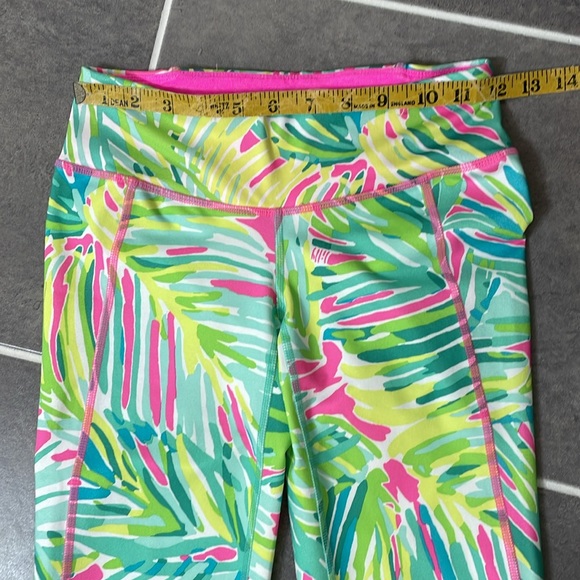 Lilly Pulitzer Luxletic Leggings size XS - Picture 4 of 10
